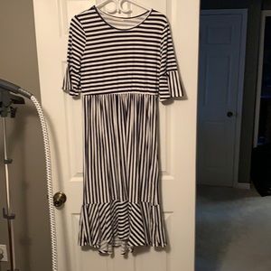 Summer dress size XL, 95% polyester 5 % spandex